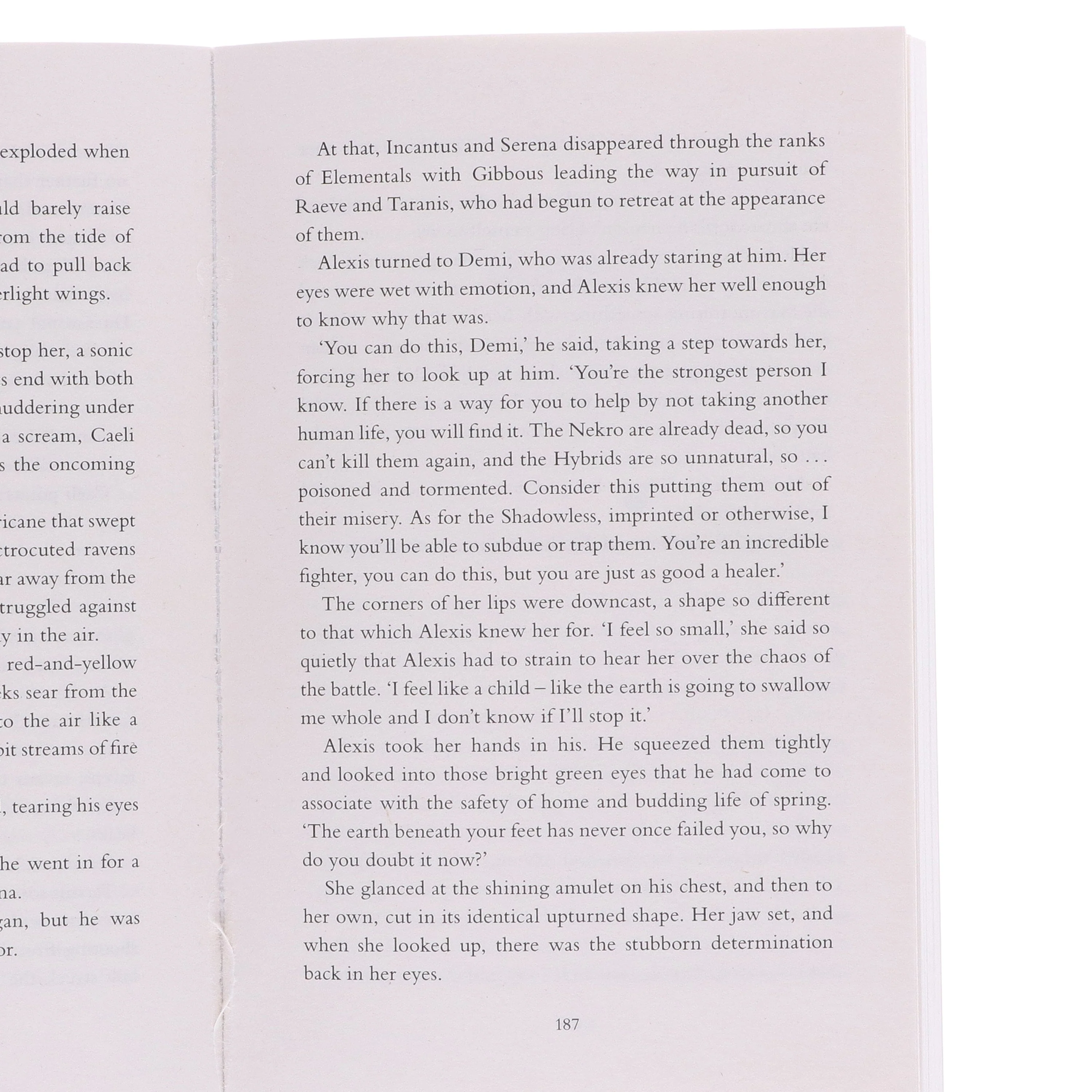 Light That Blinds Us Series by Andy Darcy Theo 2 Books Collection Set - Ages 12 Years+ - Paperback - Image 8